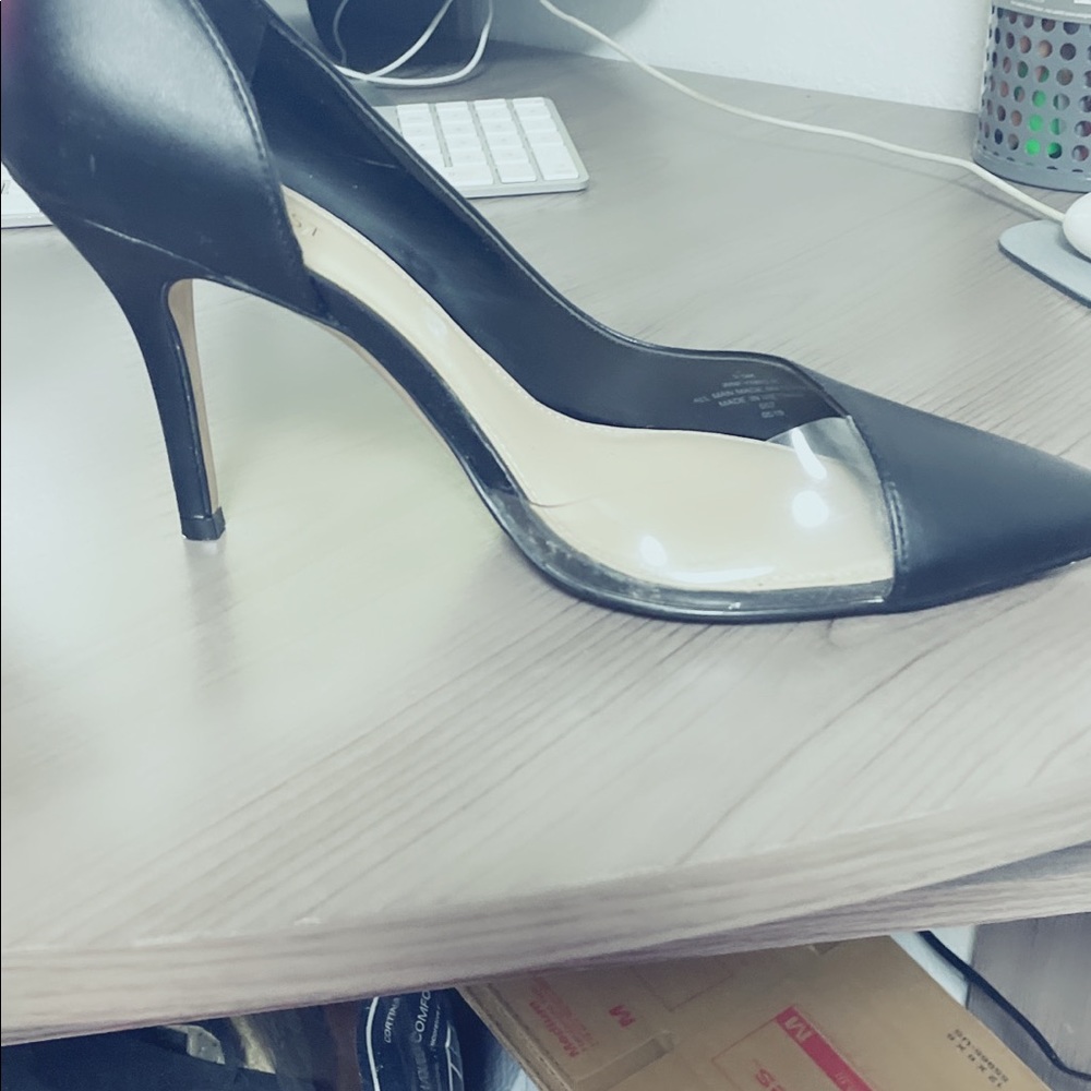 Shoes - Picture 2 of 6